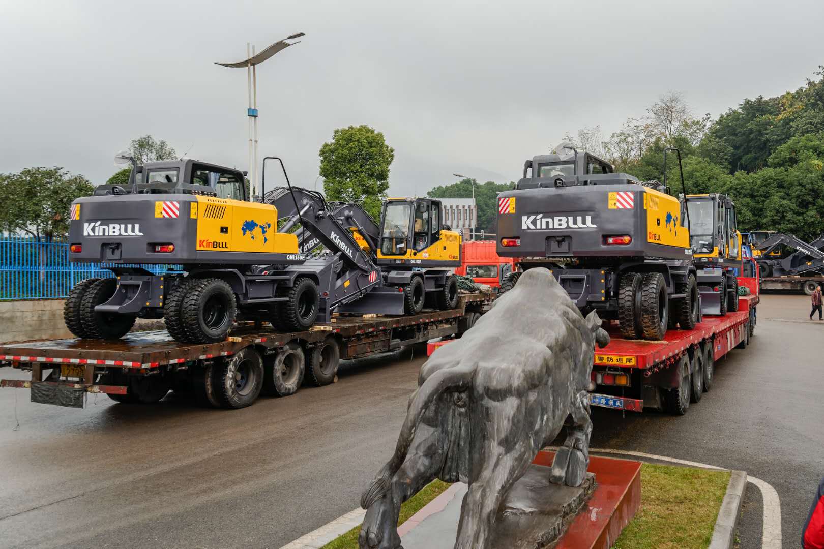 開門紅！2018年首批勤牛機(jī)械出嫁了